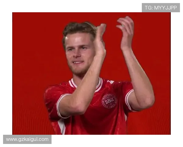 镜报：阿莫林欲签37岁莱万但拉爵拒绝高薪老将为核心计划